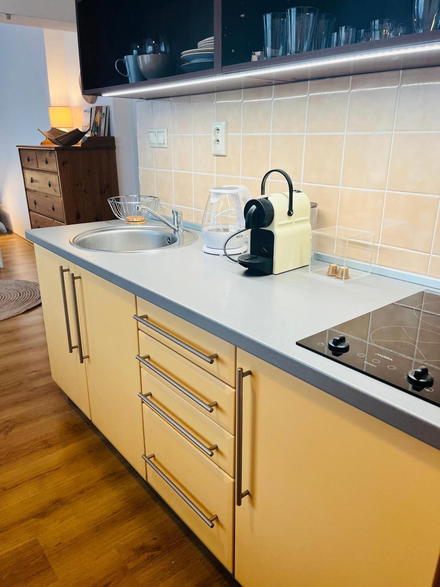 Charming Studio In The Old Town Apartment Bratislava Ngoại thất bức ảnh
